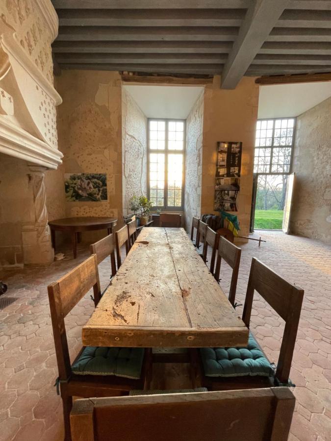 Un Chateau En Bourgogne Saincaize-Meauce Exteriér fotografie